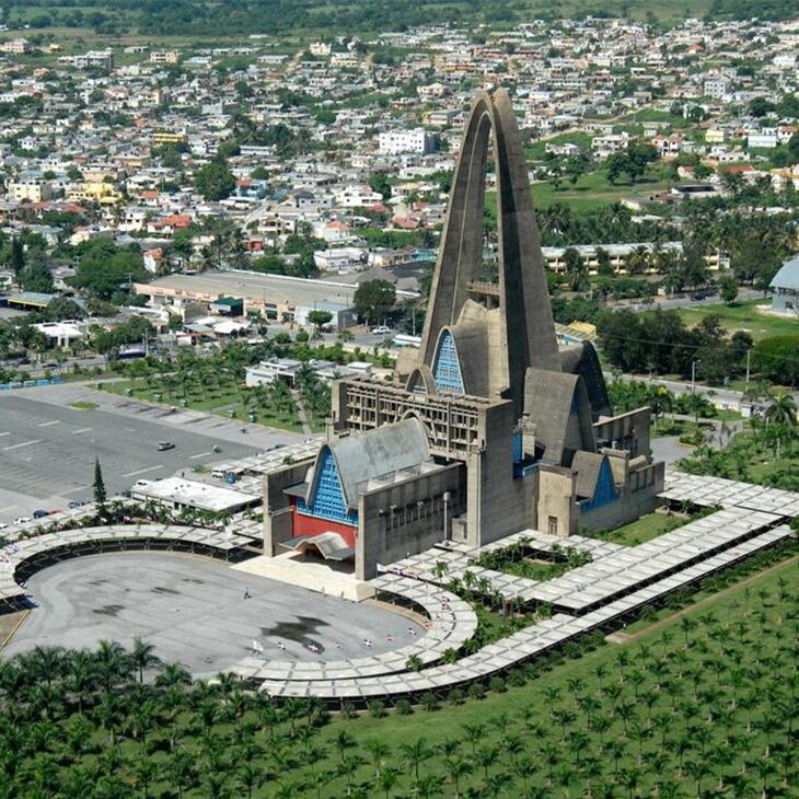 Basílica at dusk